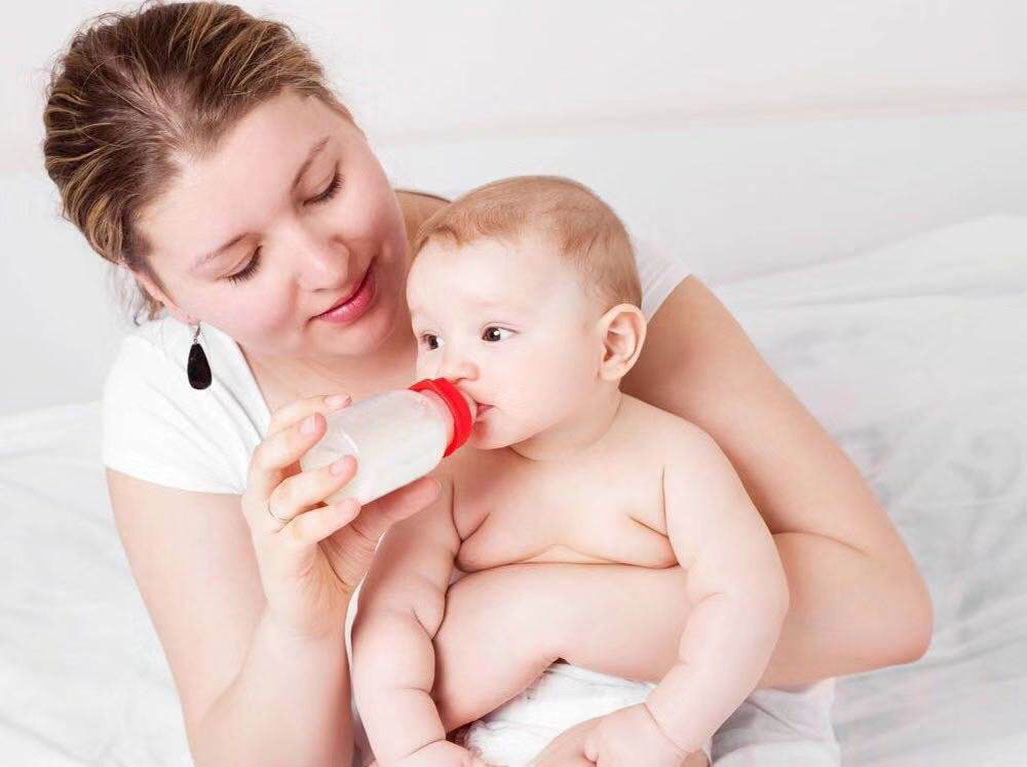 怎样科学断奶17个断奶小技巧,断奶没效果教你最简单的断奶方法