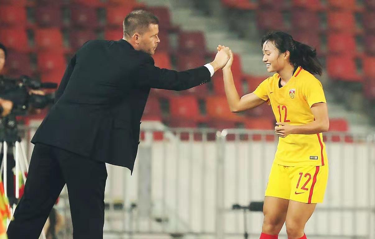 中国足球史上最令人惋惜的球员,中国足球小将被足协放弃了吗