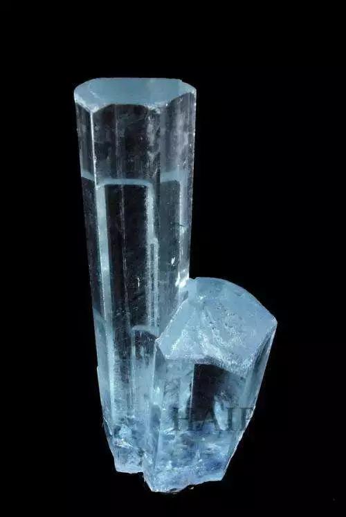 海蓝宝石、托帕石、蓝宝石傻傻分不清楚？看完你就会了