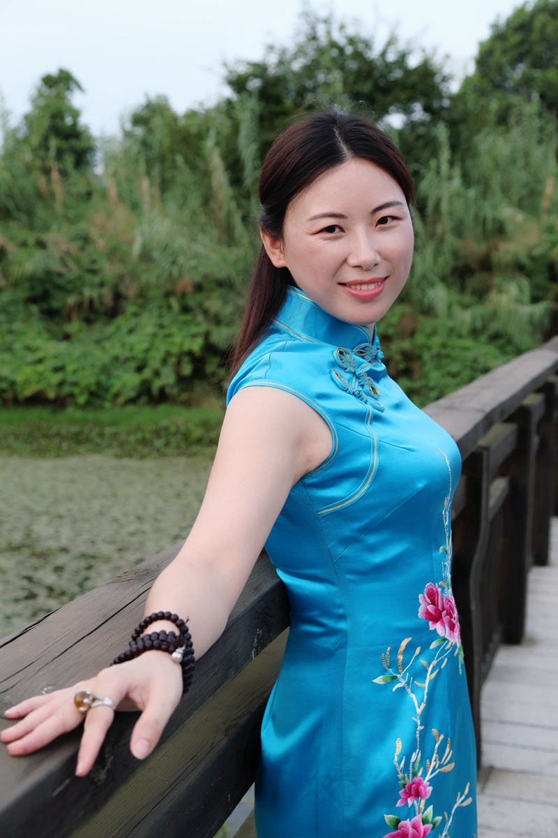 易悦后MBA长沙班访谈｜许红艳：定制旗袍路上的执着与优雅