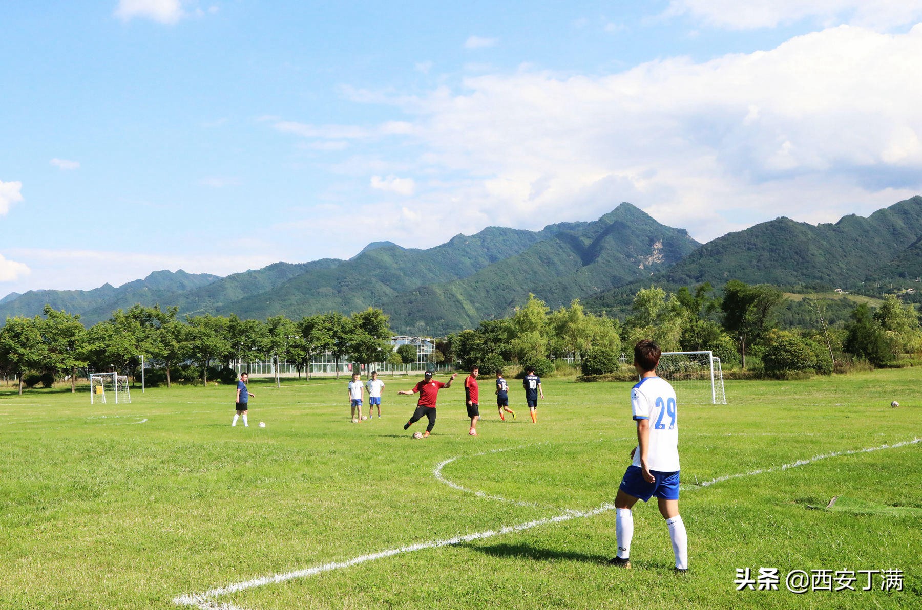 小足球大梦想创意,全国青少年校园足球夏令营陕西队