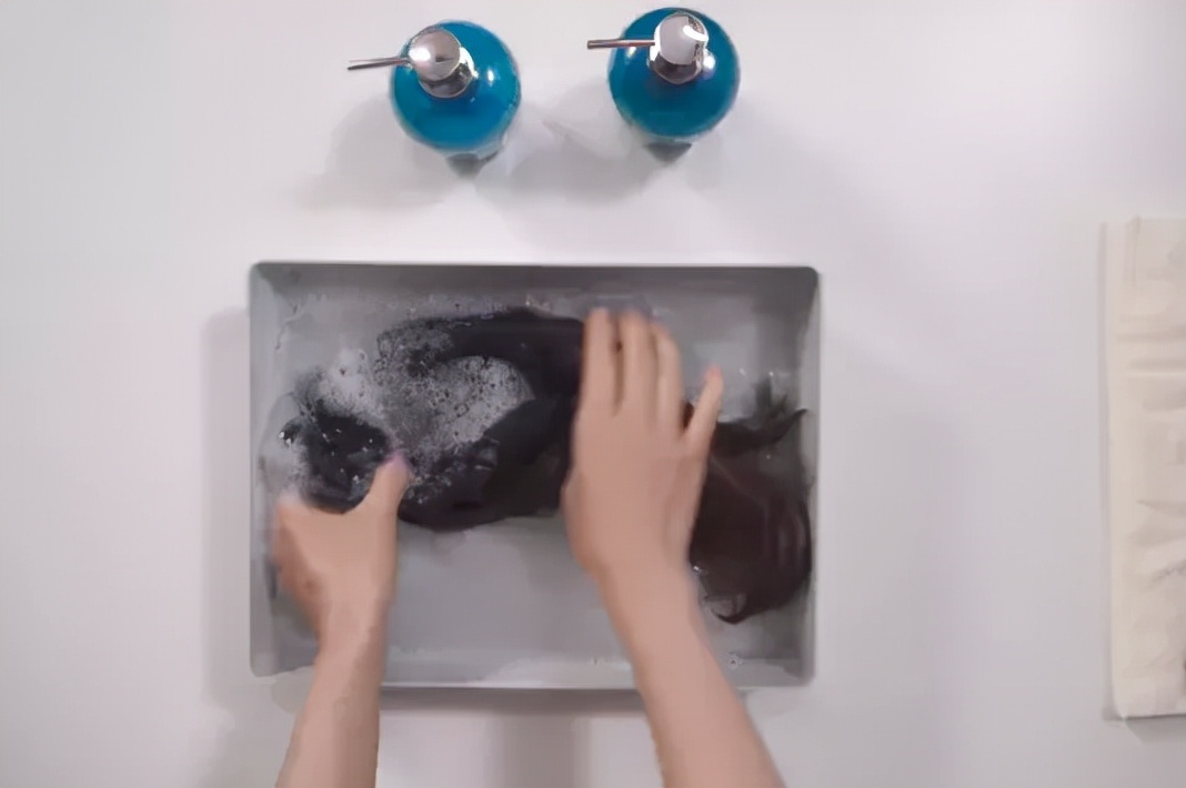 如何清洗假发的正确方法,如何清洗假发的方法