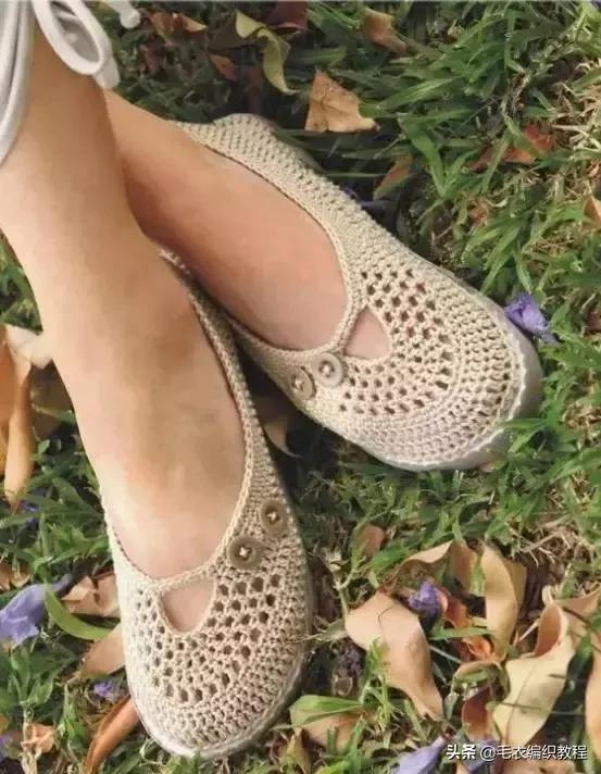 钩男士豆豆凉鞋三道杠视频教程,100种婴儿凉鞋的钩法全过程