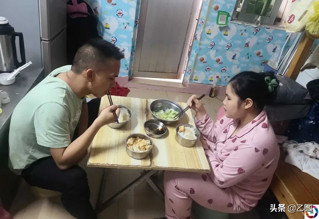 6个月的男宝才15斤,6个月的男婴体重才5公斤是正常吗