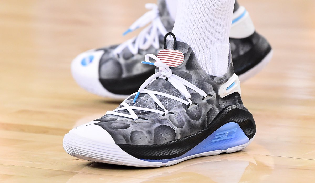 库里上脚curry1糖果球鞋,常规赛球鞋