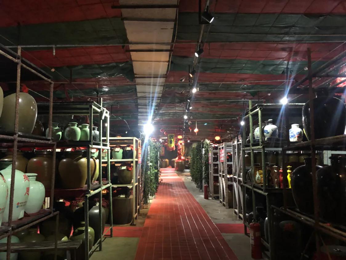 四大天然藏酒洞,西山藏酒洞