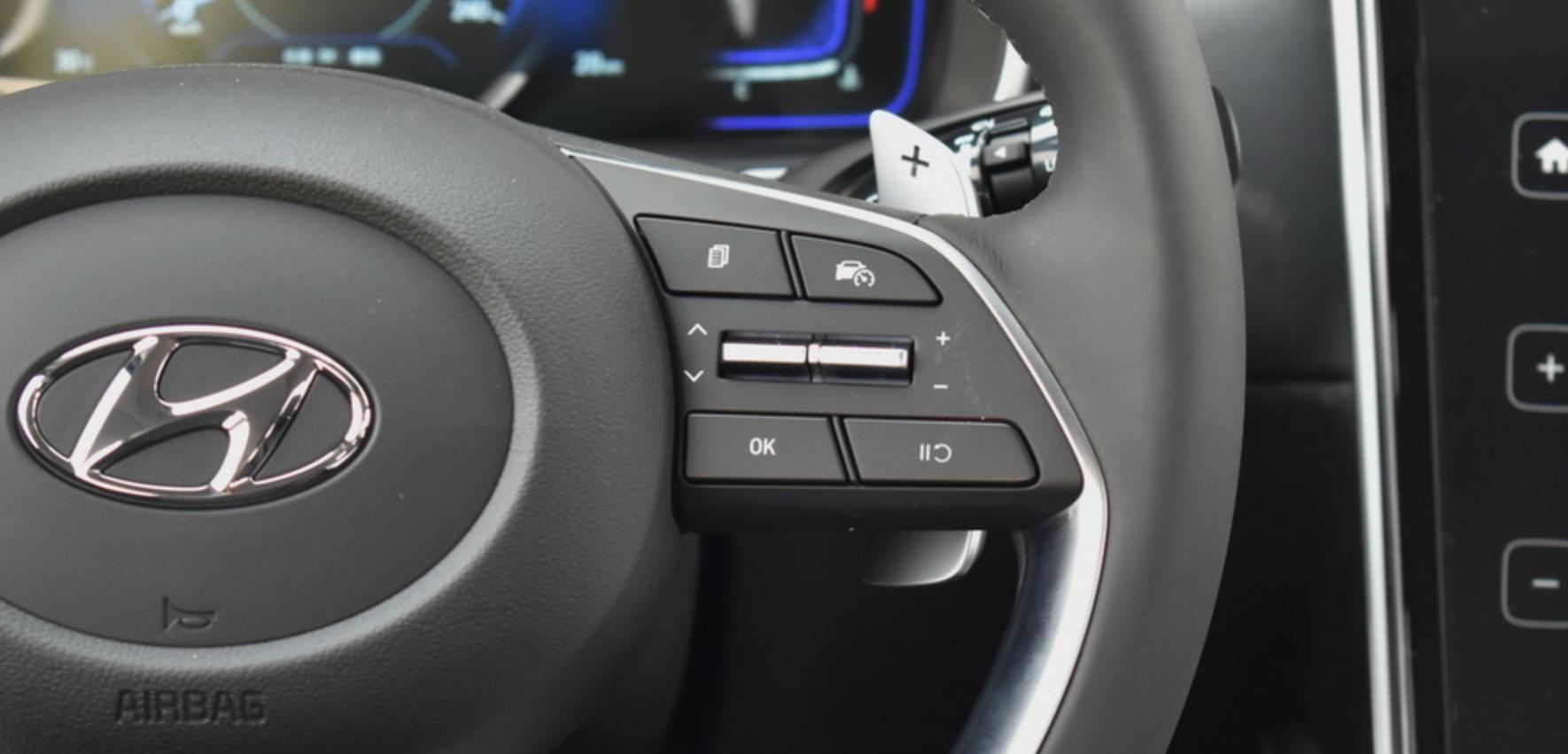 第五代途胜尊贵版有定速巡航吗,5代途胜l两驱爬坡测试