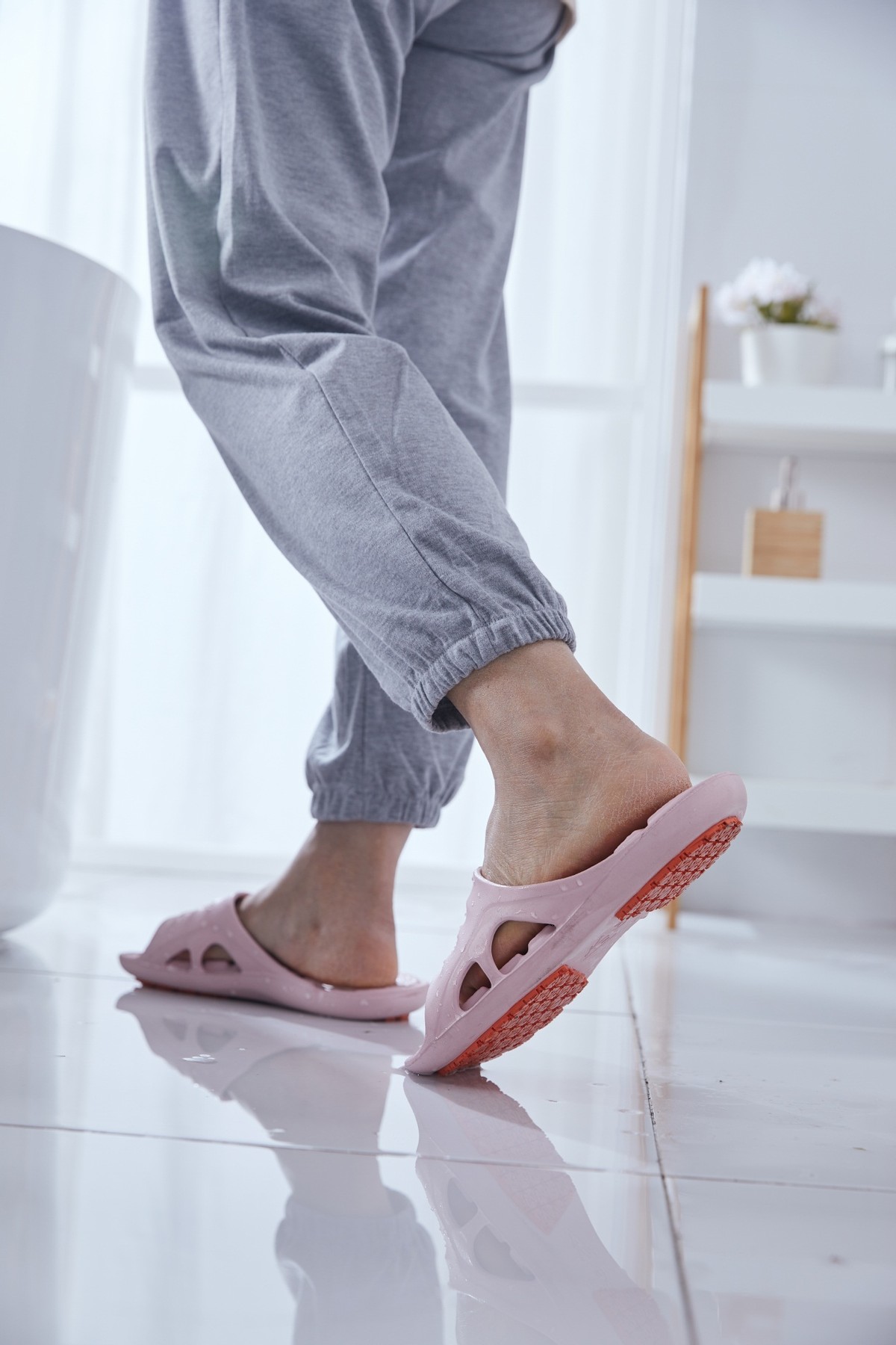 足力健老人洗澡专用防滑拖鞋,足力健老人鞋拖鞋秋季