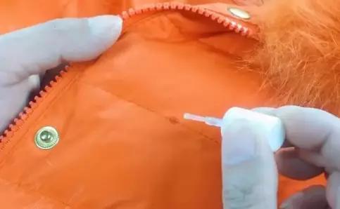 如何解决羽绒服钻毛的问题,羽绒服往外面钻毛怎么处理