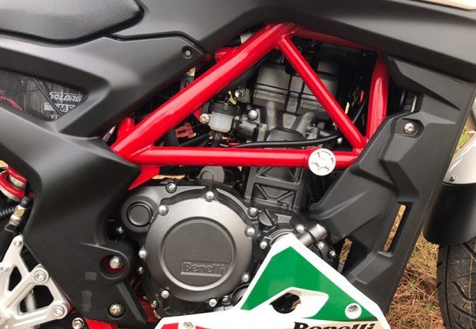 一个男人的摩托车,2019年嘉陵125cc摩托车