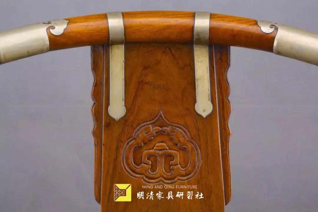 明清家具展厅灯光设计,明清家具铜蝙蝠配饰