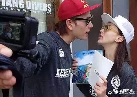 别人是找女友,他是找妈!