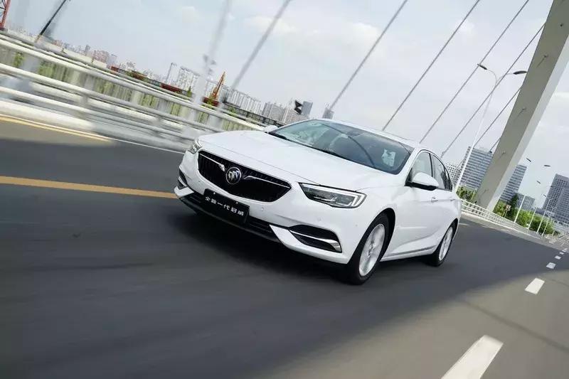 别克君威20t精英版外观,别克君威20t精英版落地价格