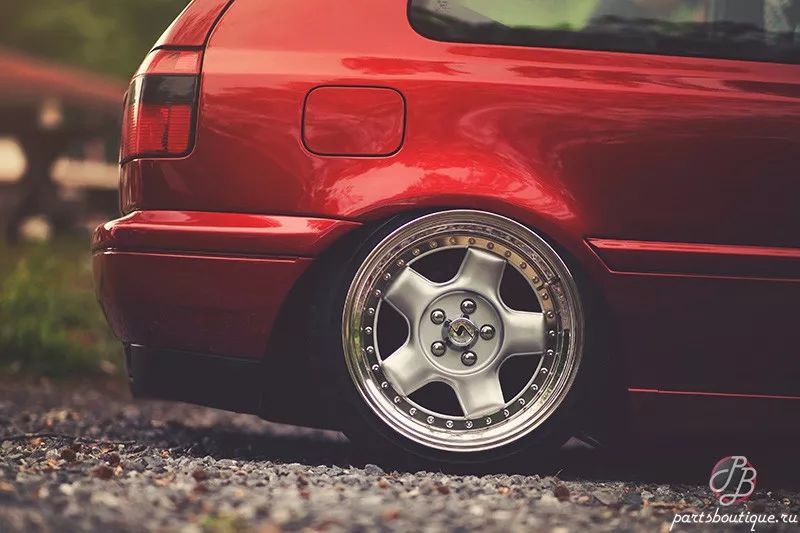 名鞋恒久远经典,经典永流传美丽恒久远