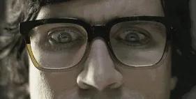 右眼皮跳右耳热吉凶,左右眼皮连续跳24小时吉凶预兆