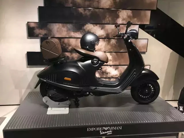 迪奥maxmara联名,阿玛尼和迪奥联名