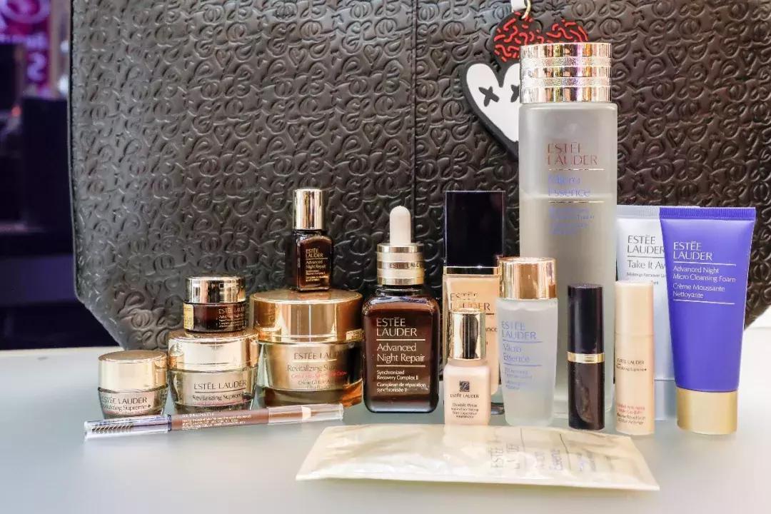 秒杀0.1商品零食化妆品,0.0元秒杀直播化妆品包邮