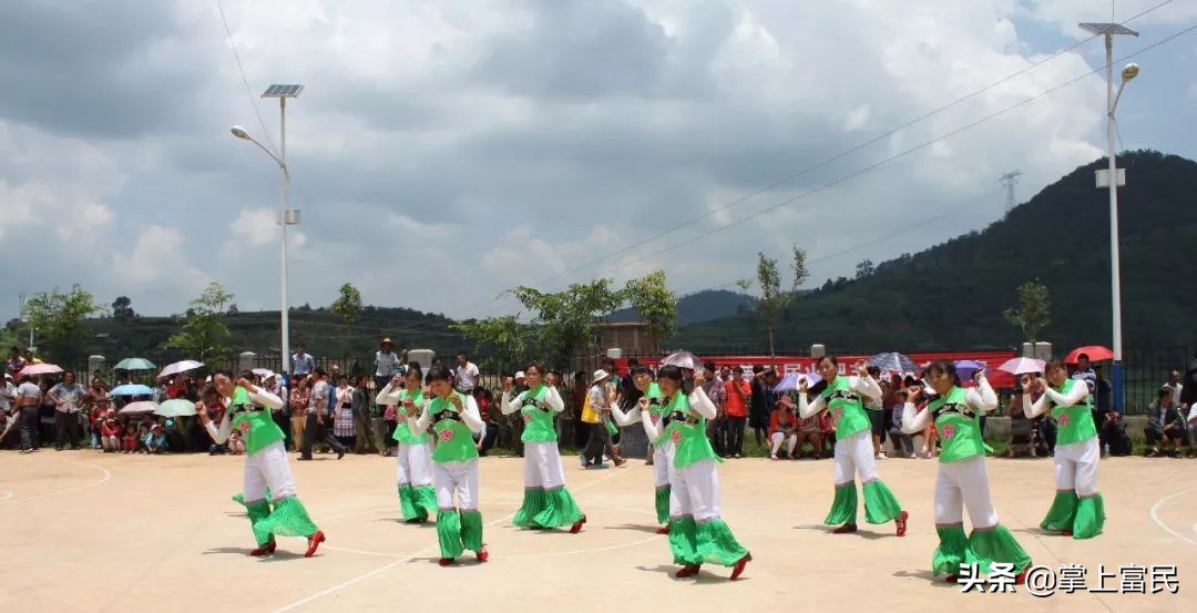 楚雄火把节的攻略,楚雄市火把节攻略