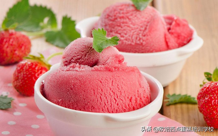 欧焙烘焙培训短期班,欧焙翻糖蛋糕培训班