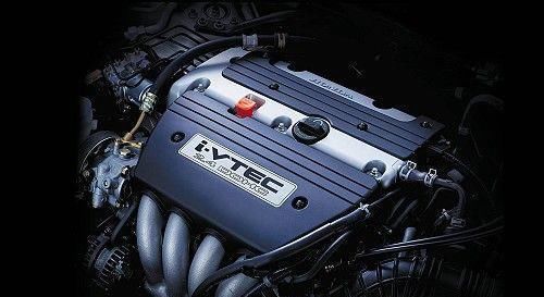 发动机内部腐蚀怎么修复,发动机里的机油多长时间变质