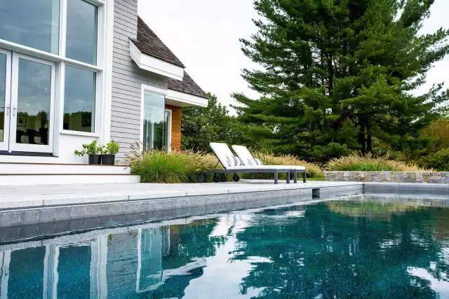 8*8米三层精致雅致别墅设计图,藏于山水间的度假别墅推荐