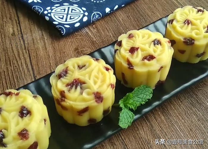 绿豆糕怎么做最简单又好吃,绿豆糕怎么做好吃小视频