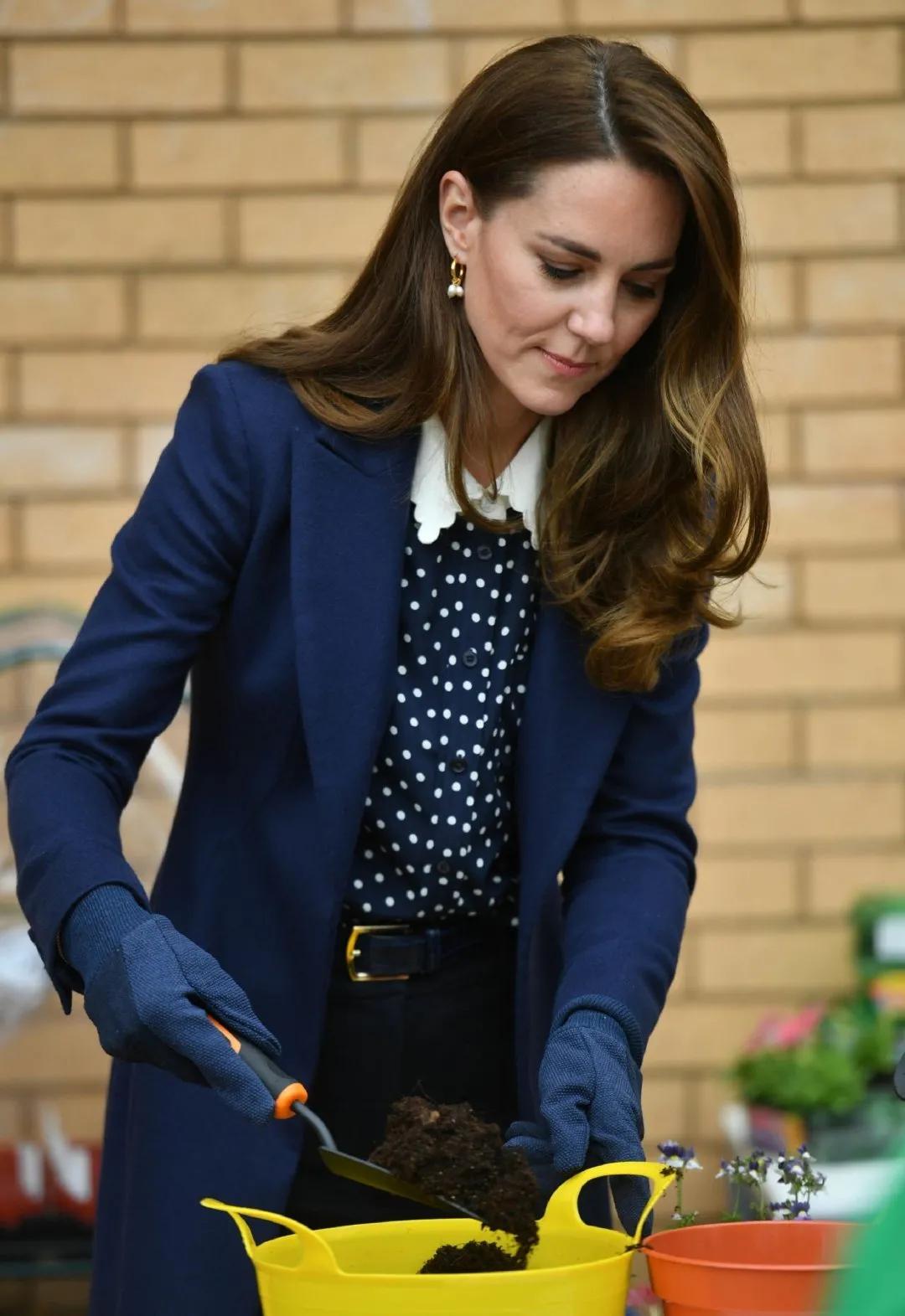 凯特王妃新上手的“千元级”手袋,什么来头?