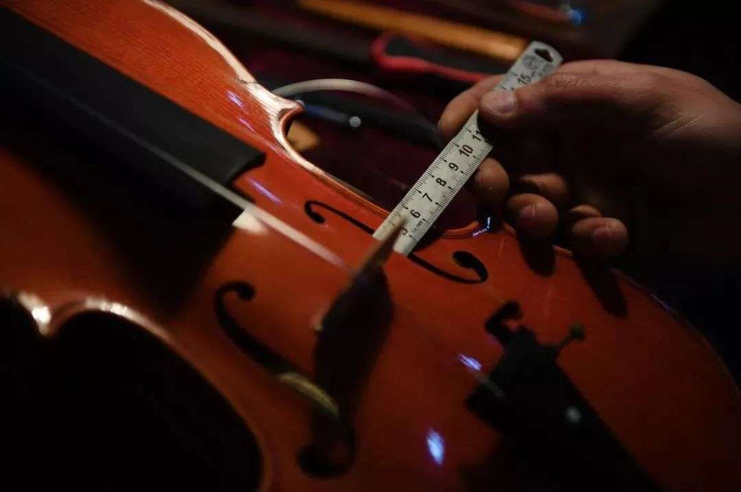 “曹县梗”出圈背后,这些小镇支撑起了全球乐器市场的中国制造