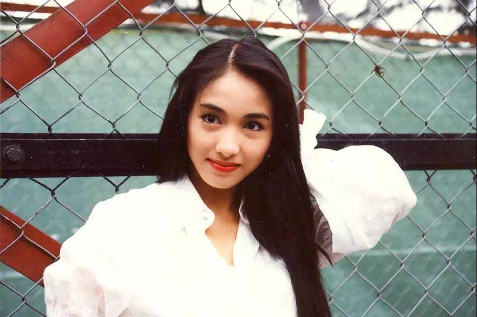 所谓的港风，无非就是这些元素，掌握这些人人都能成为港风女神