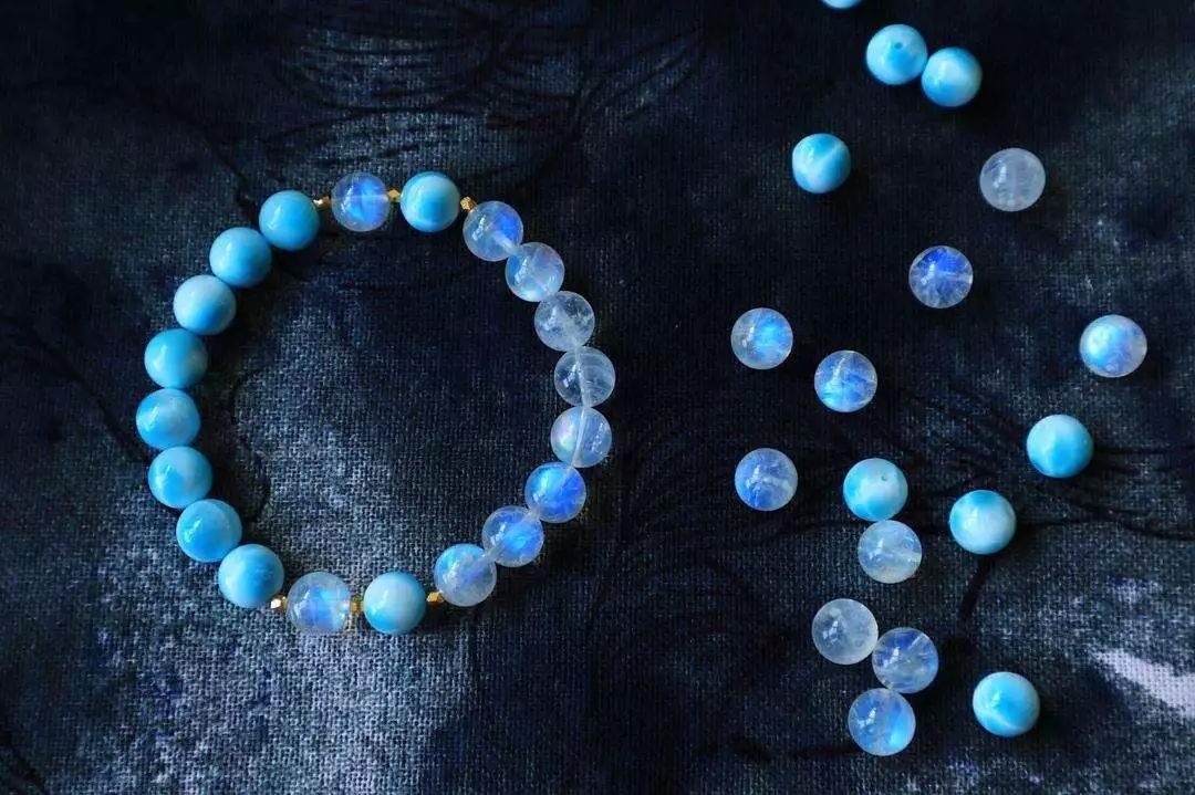 粉水晶和草莓晶哪个值钱,草莓晶和粉水晶的区别