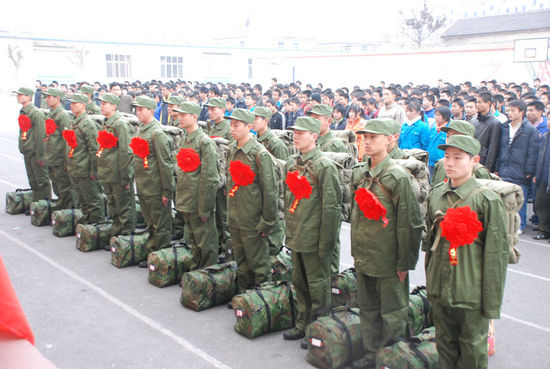 入伍前准备物品清单,大学毕业生入伍政审准备材料