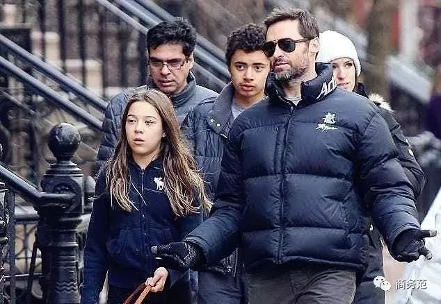 上东区贵妇名媛,上东区贵妇真实身份