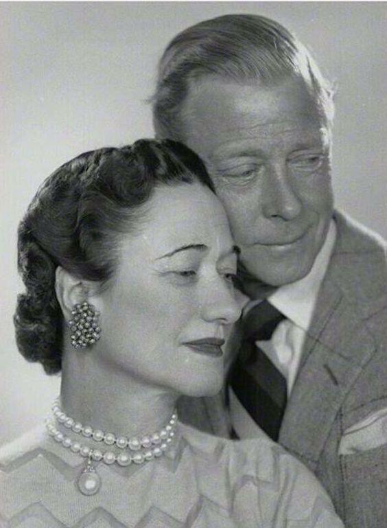 37岁结过两次婚的辛普森夫人，能让国王为她放弃江山，有何魅力