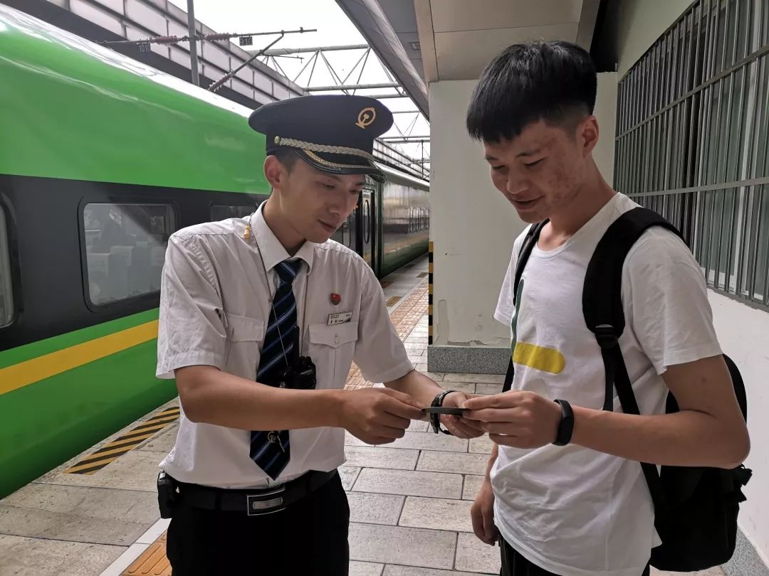 昆明站到昆明南站地铁换乘全过程,昆明站换乘昆明南全过程