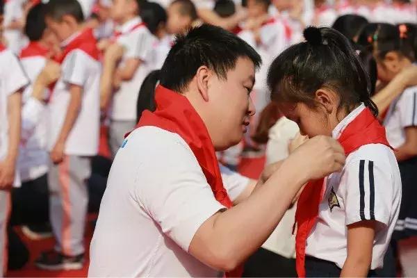 成都十八中学过六一儿童节,各学校精彩纷呈庆六一