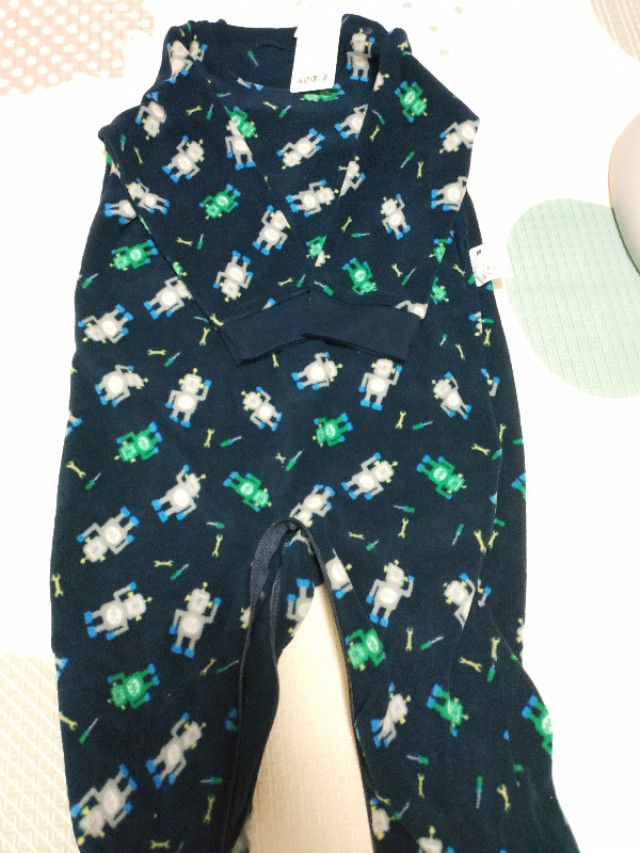 优衣库和lativ哪个档次高,诚衣优衣库