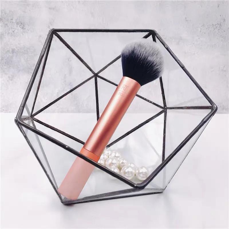 化妆太难学了,新手化妆都需要什么工具呢