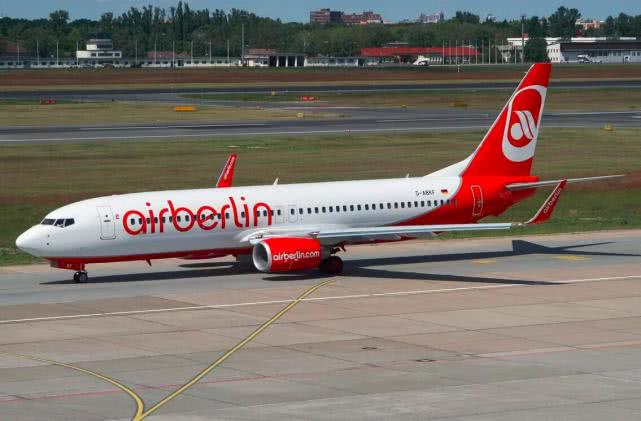 波音737max8和波音737800,波音737max和其他的波音737的区别