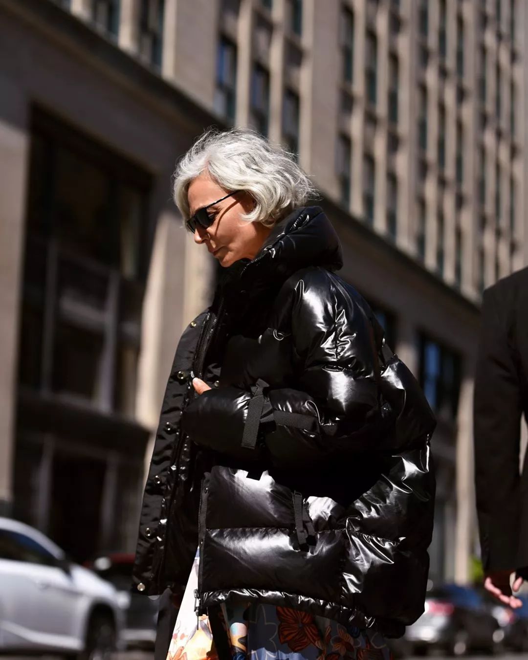 双十一大牌羽绒服打折,双十一购物狂欢节冲锋衣冬