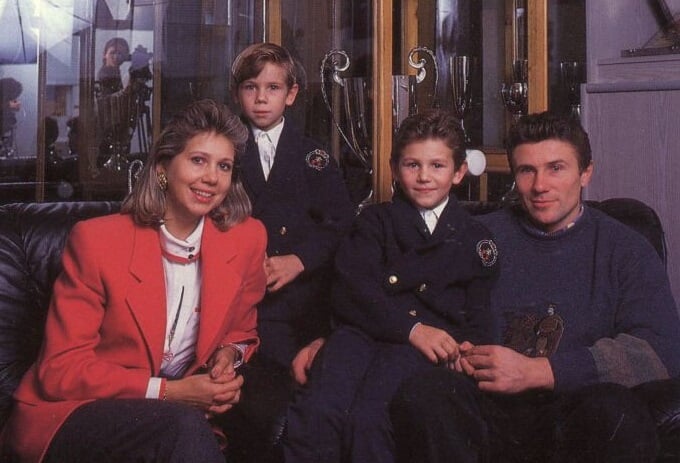 是谁打破了布勃卡的纪录,破了4次世界纪录