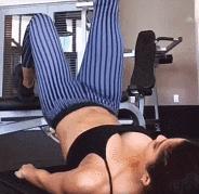 有些人是天生翘臀吗,你为什么练不出翘臀