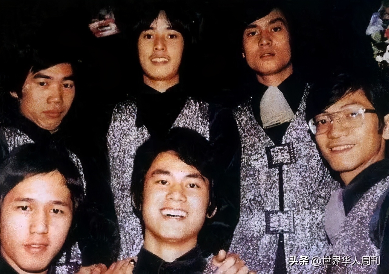 谭咏麟哪年退出乐坛,谭咏麟与张国荣争霸两败俱伤