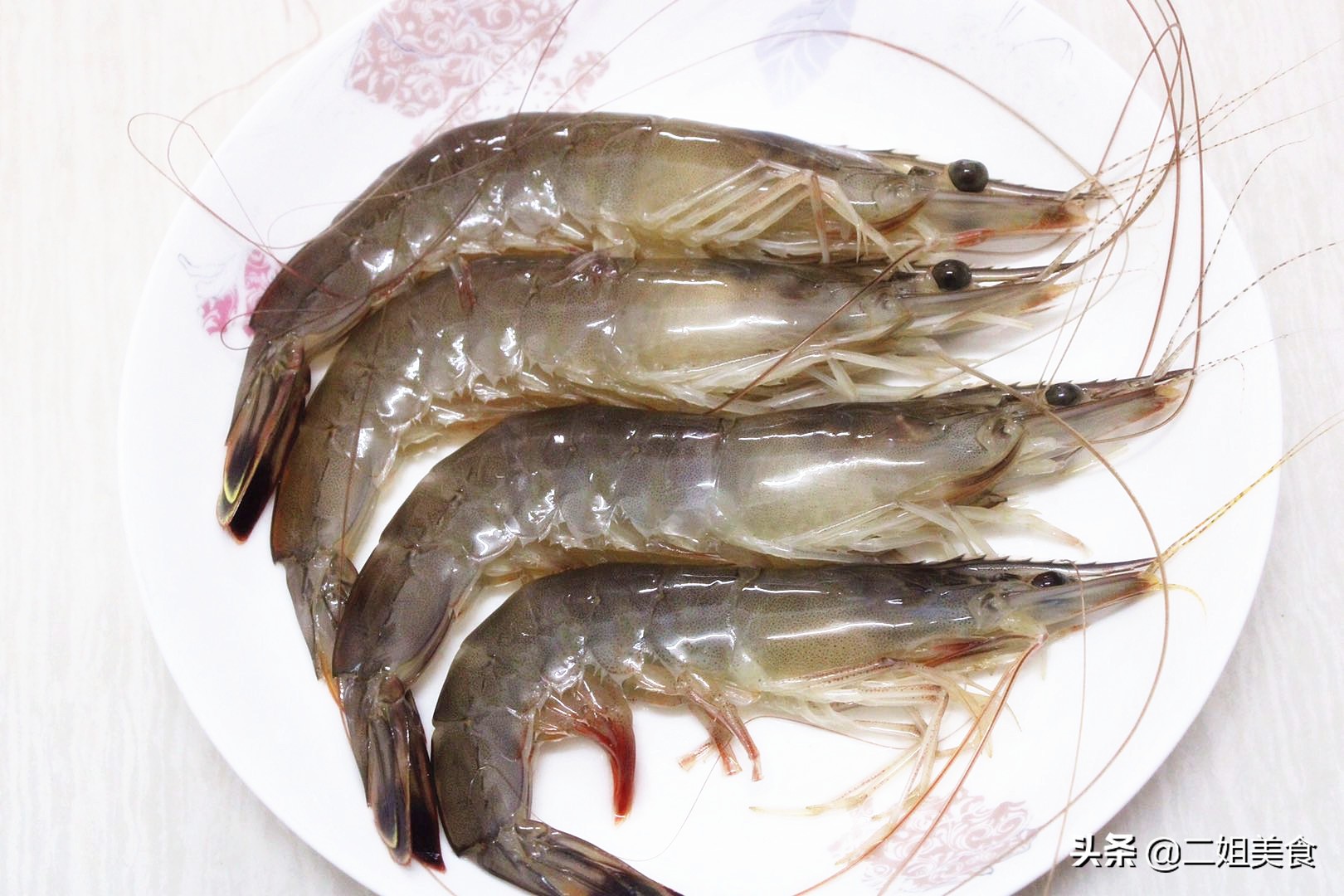 养殖虾和海虾的虾须有区别吗,野生大虾和饲养虾营养价值区别