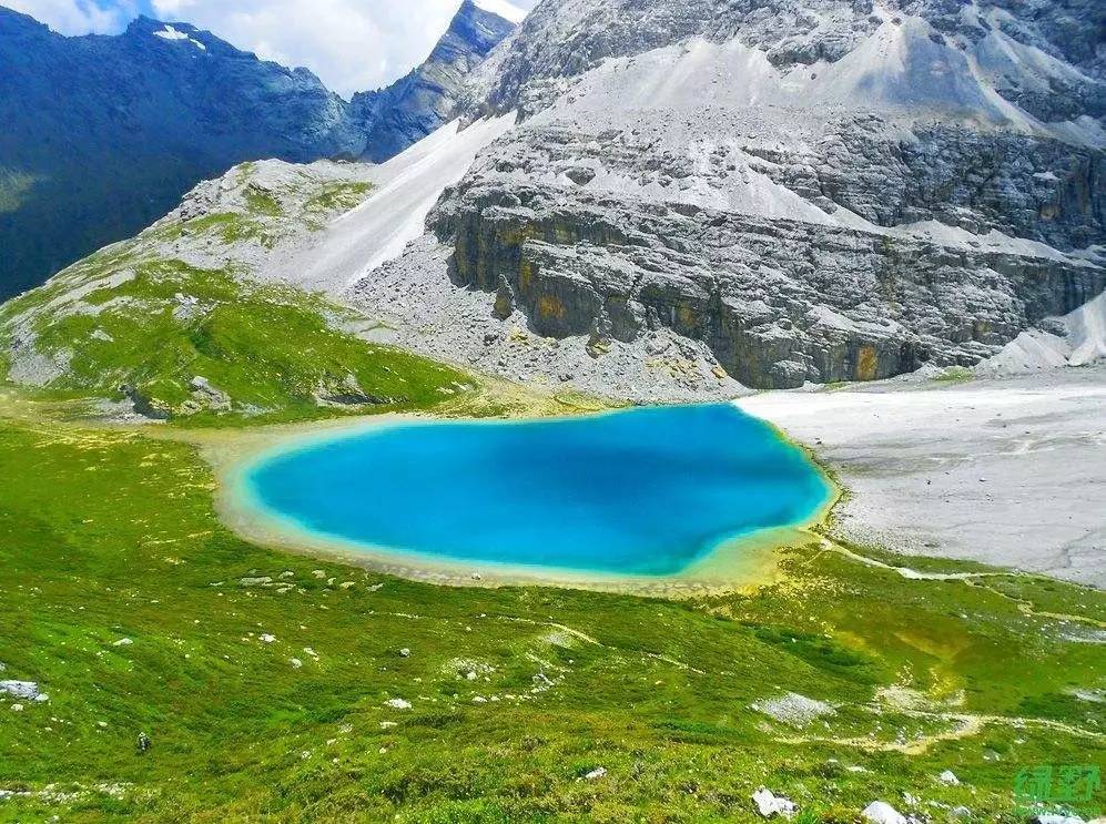 最近稻城亚丁旅游攻略图,稻城亚丁到四姑娘山游玩攻略