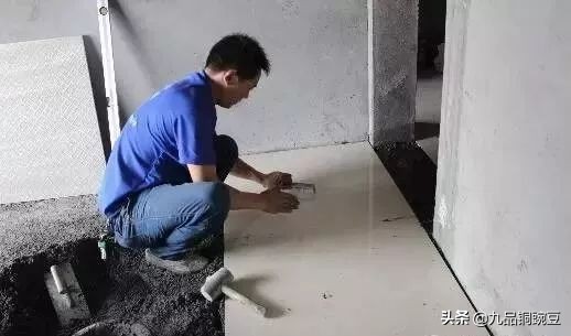 瓷砖铺不平是砖的原因吗,瓷砖铺不平是什么意思