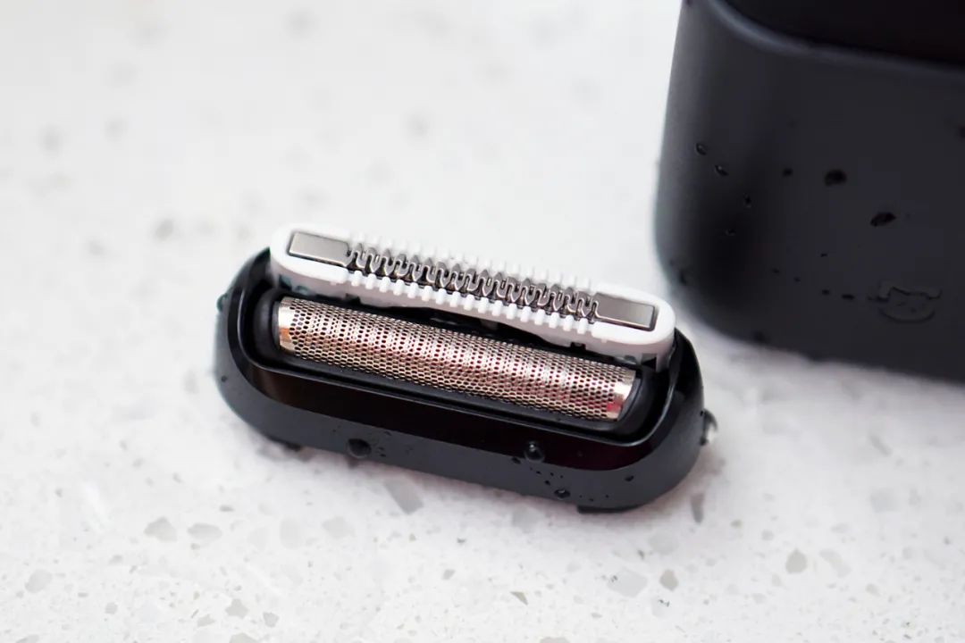 博朗迷你剃须刀和博朗3010,米家博朗剃须刀对比须眉剃须刀