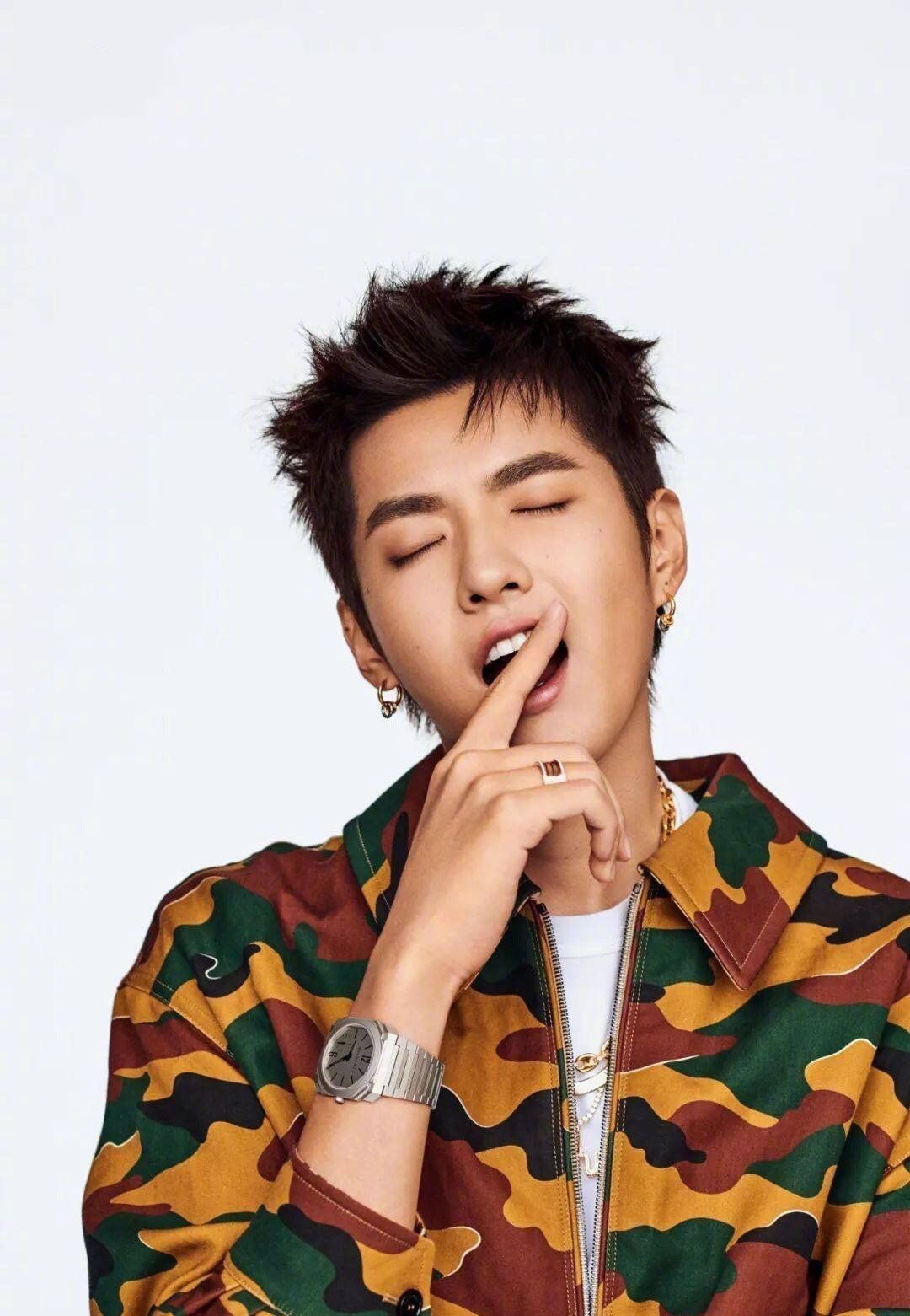 几种锅盖头男生发型的图片和名称,男生类似锅盖头的发型