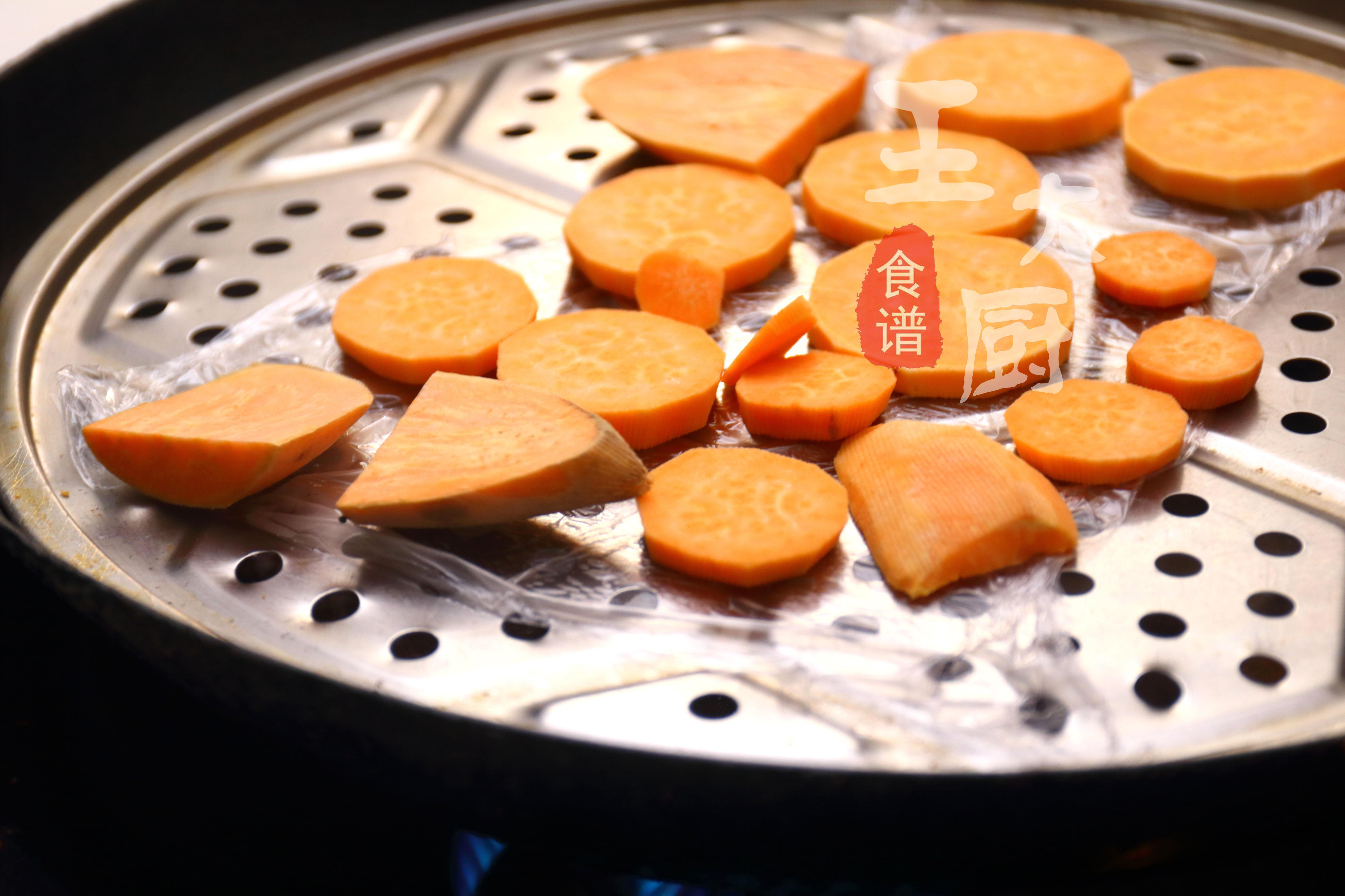 冬天的甜品，就像夏天的冷饮一样让人喜欢，紫薯芋圆小食，快试试