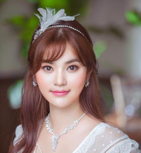 还记得巴啦啦小魔仙中的美雪吗,巴啦啦小魔仙女王真人照片