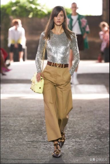 鍗″叾瑁ょ鍐┛鎼コ,40-50宀佸噺榫勭┛鎼￥